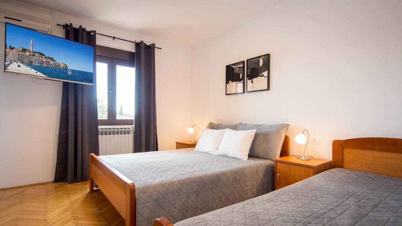 Rooms Villa Maria Ровин Екстериор снимка