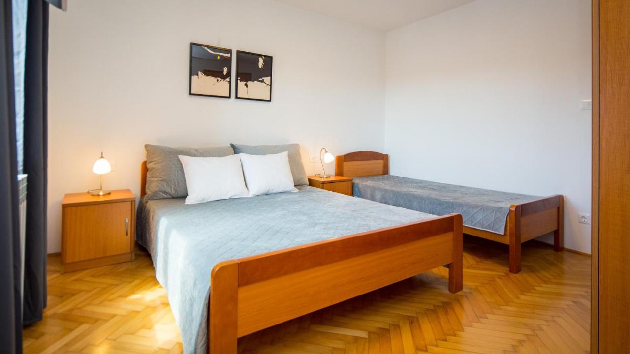 Rooms Villa Maria Ровин Екстериор снимка