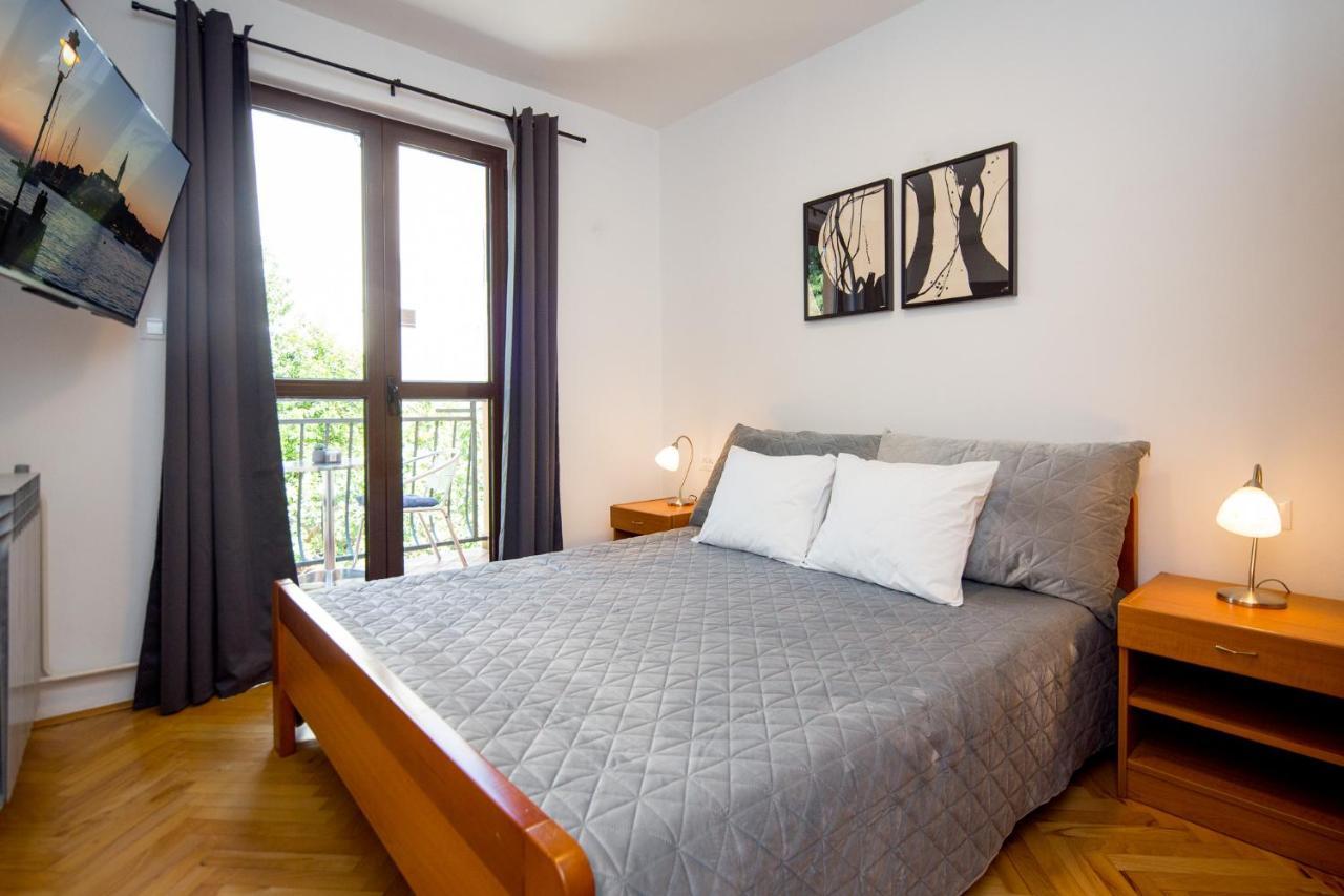 Rooms Villa Maria Ровин Екстериор снимка