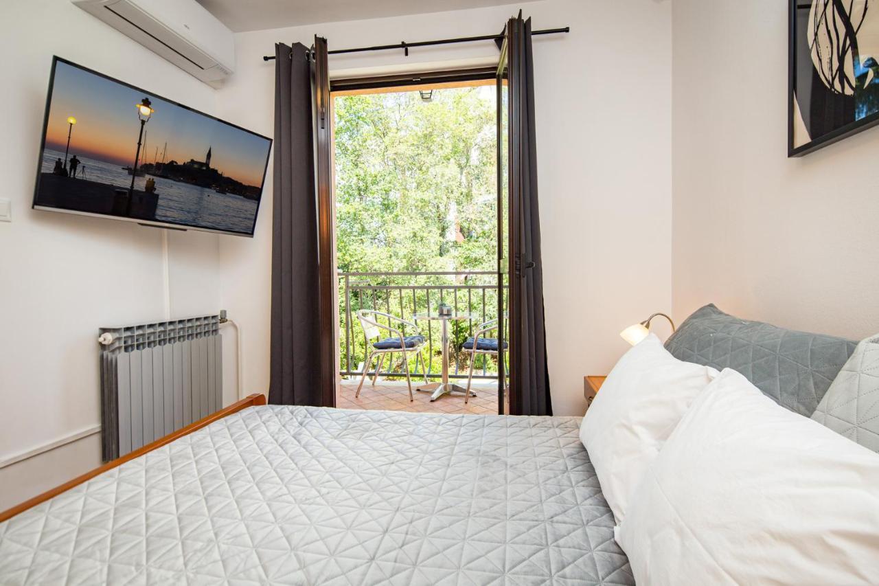 Rooms Villa Maria Ровин Екстериор снимка