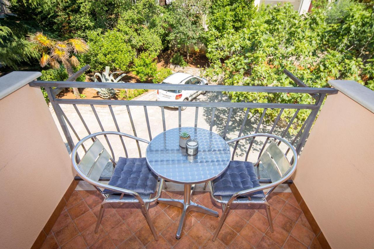 Rooms Villa Maria Ровин Екстериор снимка