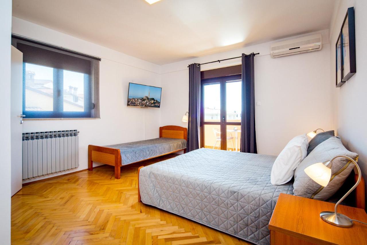 Rooms Villa Maria Ровин Екстериор снимка
