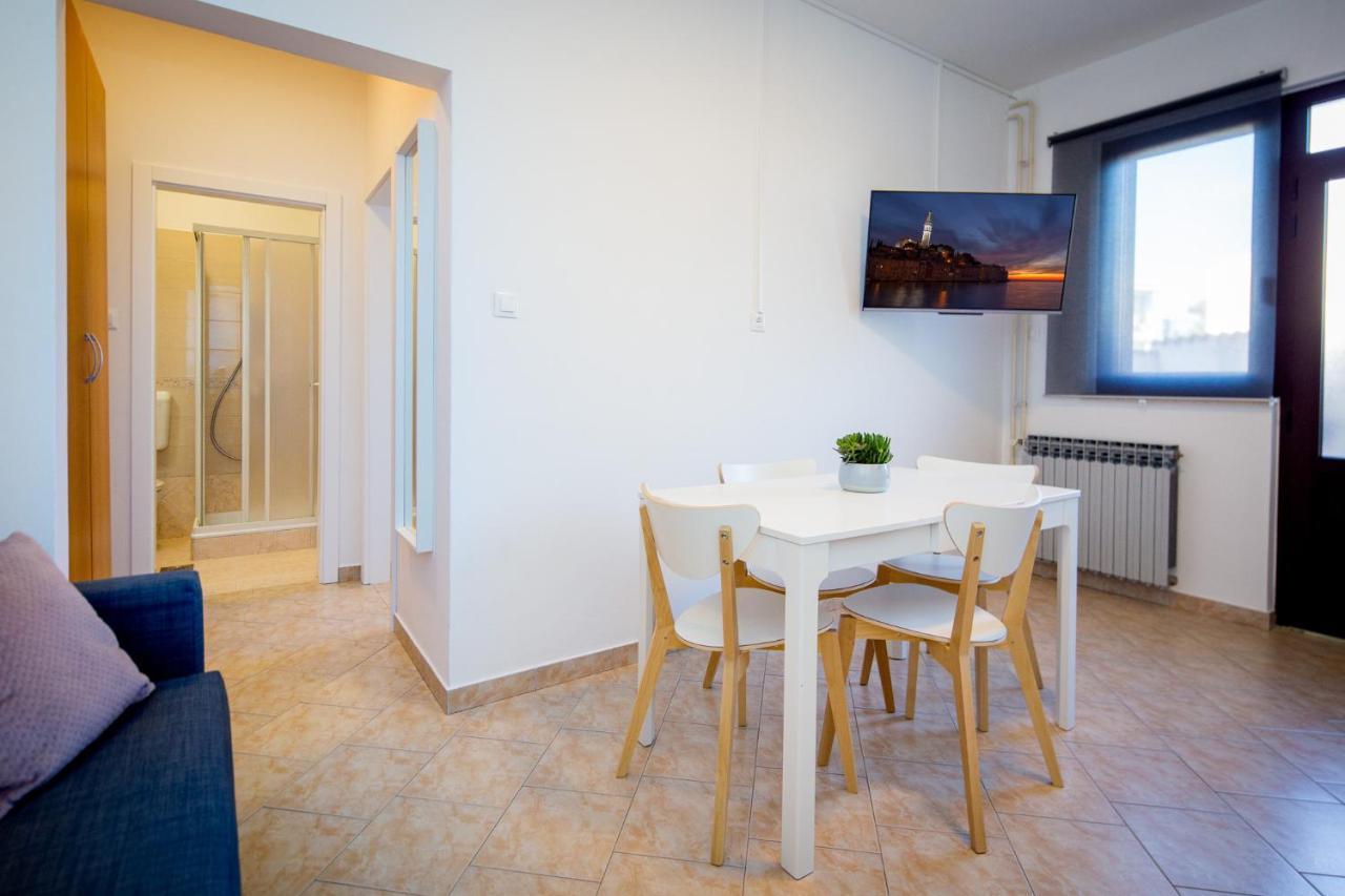 Rooms Villa Maria Ровин Екстериор снимка